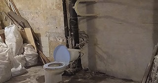 Демонтаж сантехкабины в панельном доме - цена от 1056 рублей | Сварной-Срн